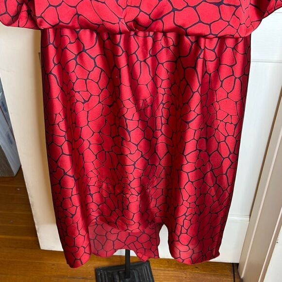 ❤️BCBGenerations Red/Black Ruffle Mini Valentines dress Size 8 - Picture 3 of 8